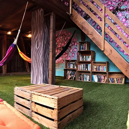 Balmers Hostel Hostel
