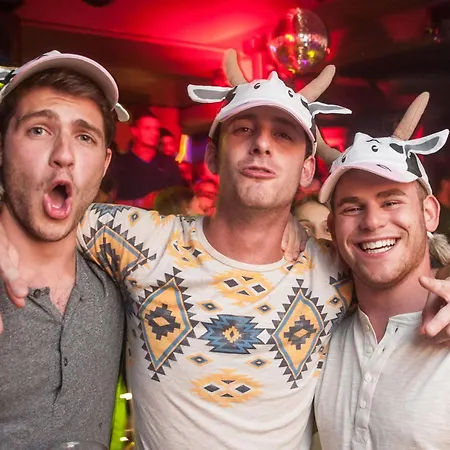 Balmers Backpackers *