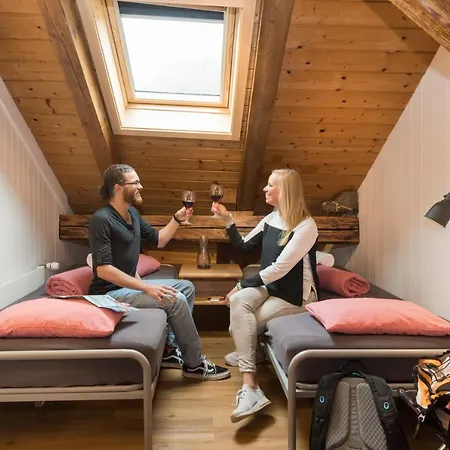 Hostel Balmers Hostel *